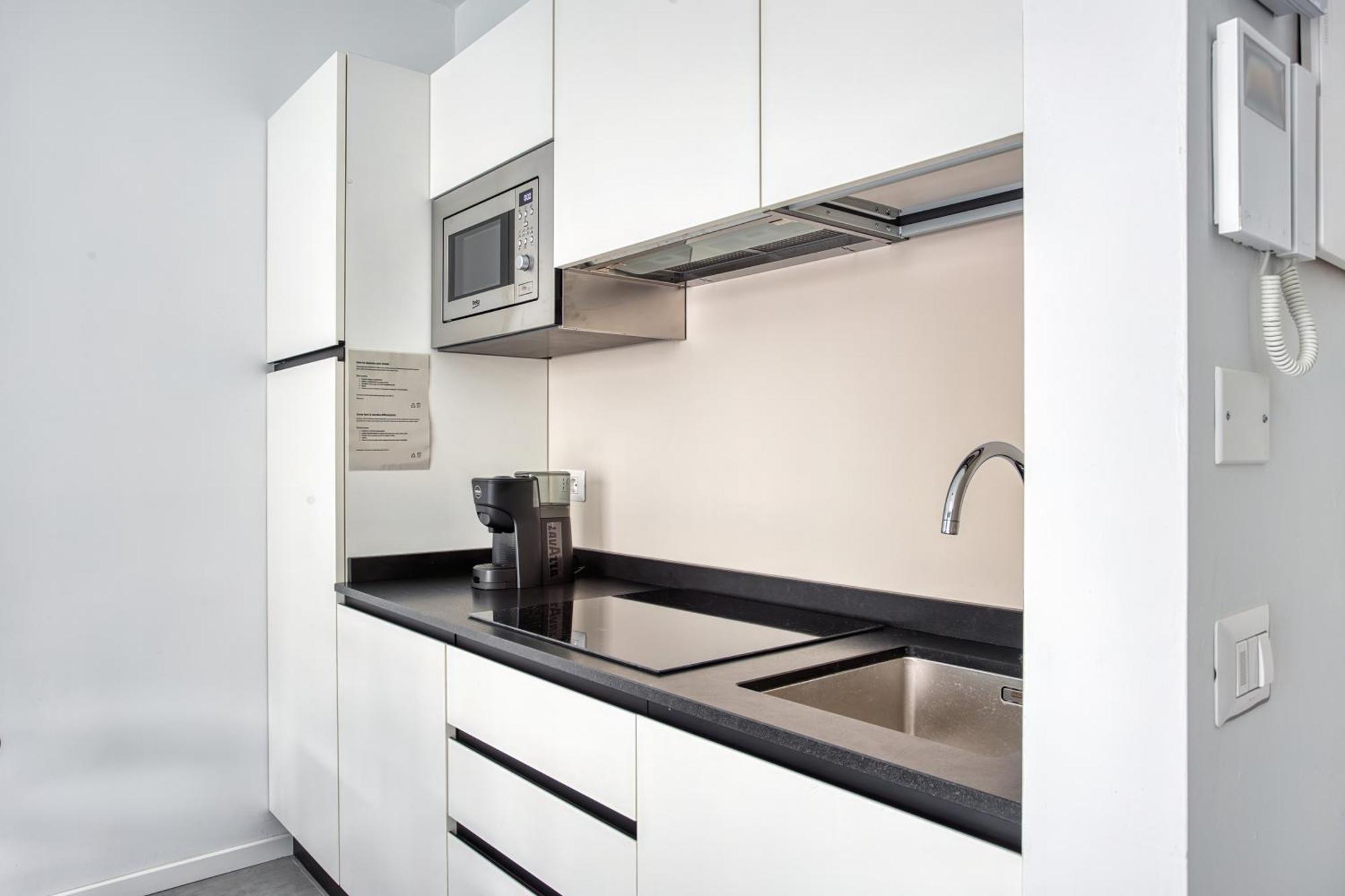 Sleek City Abode In Maciachini מילאנו מראה חיצוני תמונה